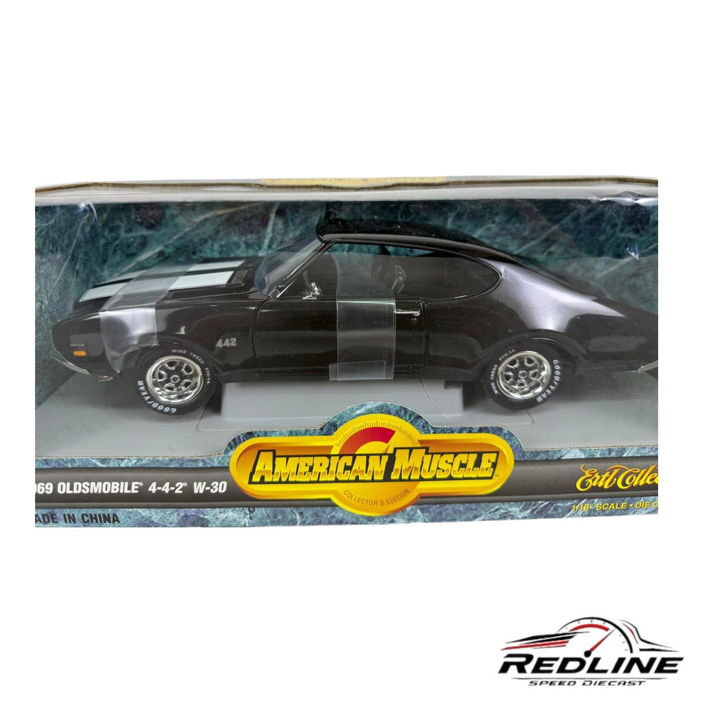 🔥🔥 Ertl American Muscle 1969 Oldsmobile 4-4-2 W-30 BLACK 1:18 TV🔥🔥