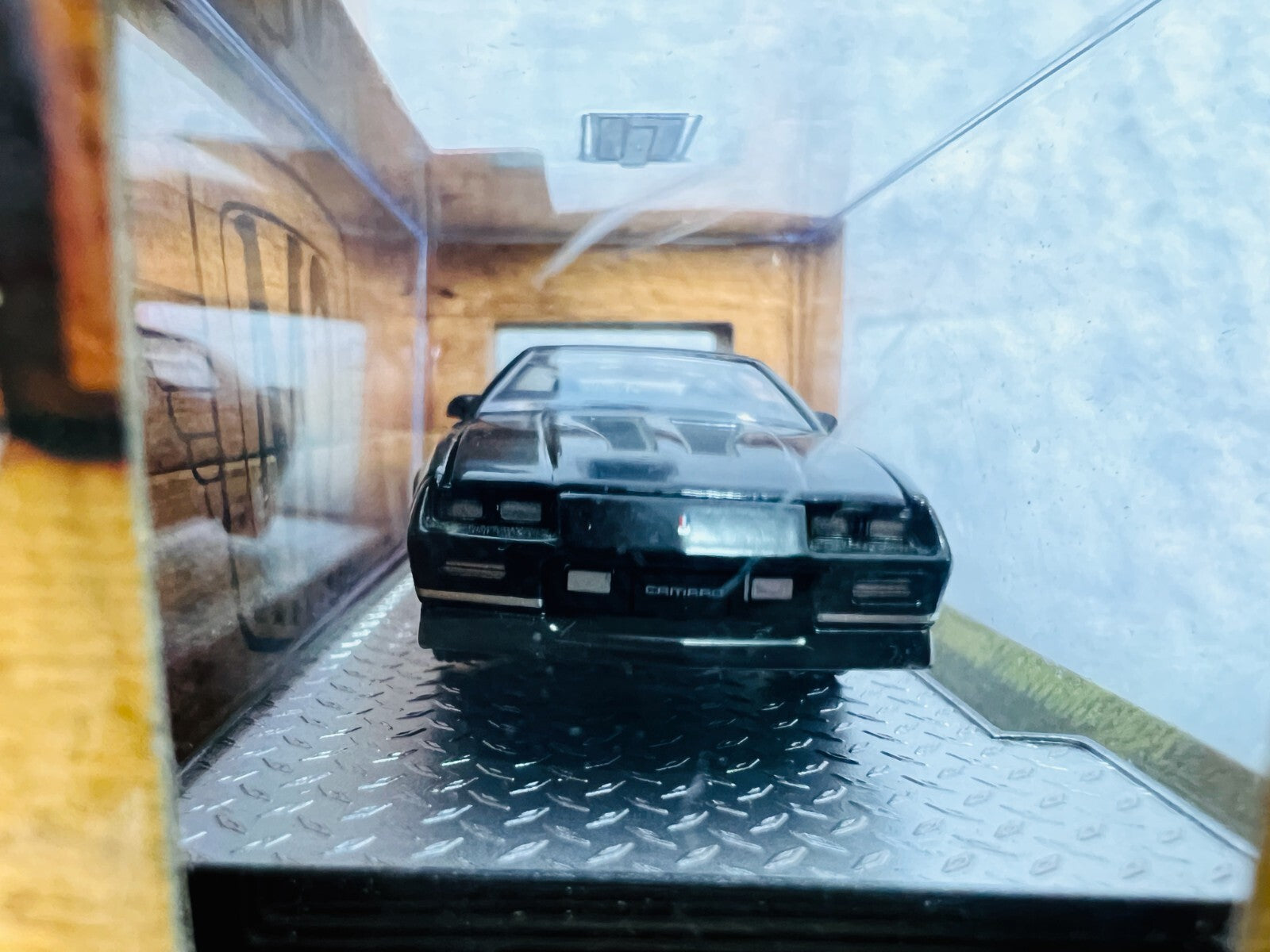 🇺🇸🇺🇸🇺🇸M2 Machines Bootlegger 1985 Chevrolet Camaro Iroc-Z H14🇺🇸🇺🇸🇺🇸
