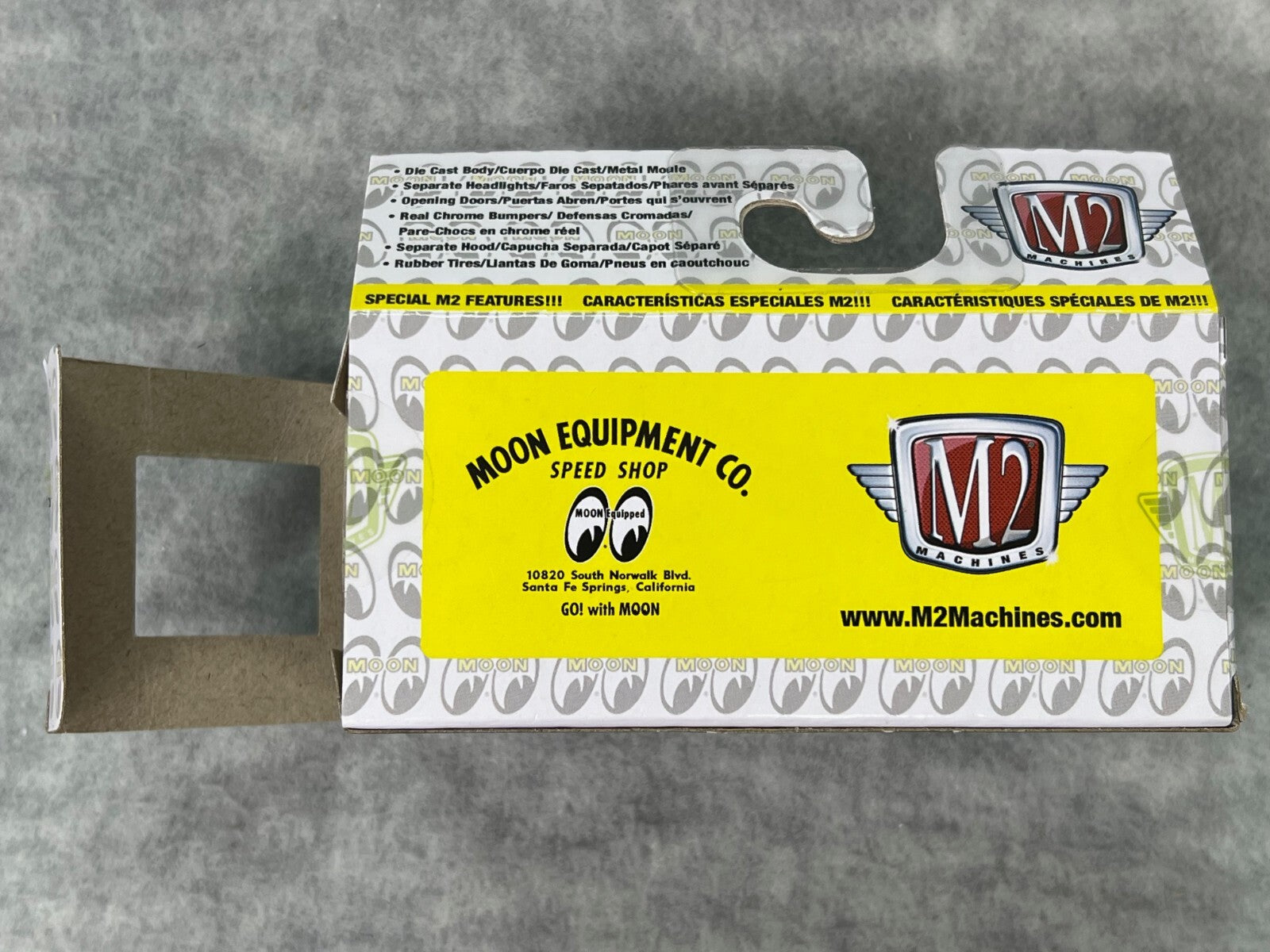 🔥🔥M2 Machines Mooneyes Hobby Liquid Gold 1971 Nissan Skyline GT-R S69 HW14🔥🔥