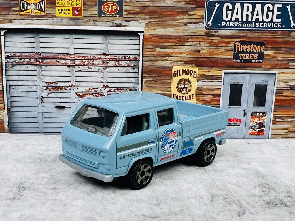 🔥Matchbox Volkswagen Transporter Crew Cab Pickup Truck Blue Bike Tours C16🔥