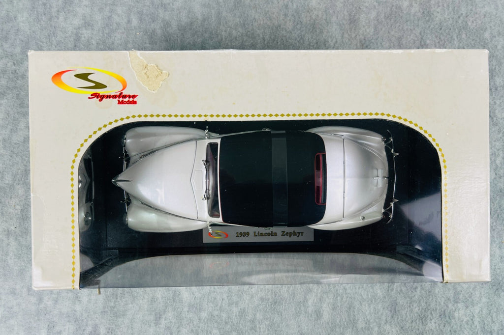 🇺🇸Signature Models 1939 Lincoln Zephyr Crawford Museum Pearl White 1:18🇺🇸