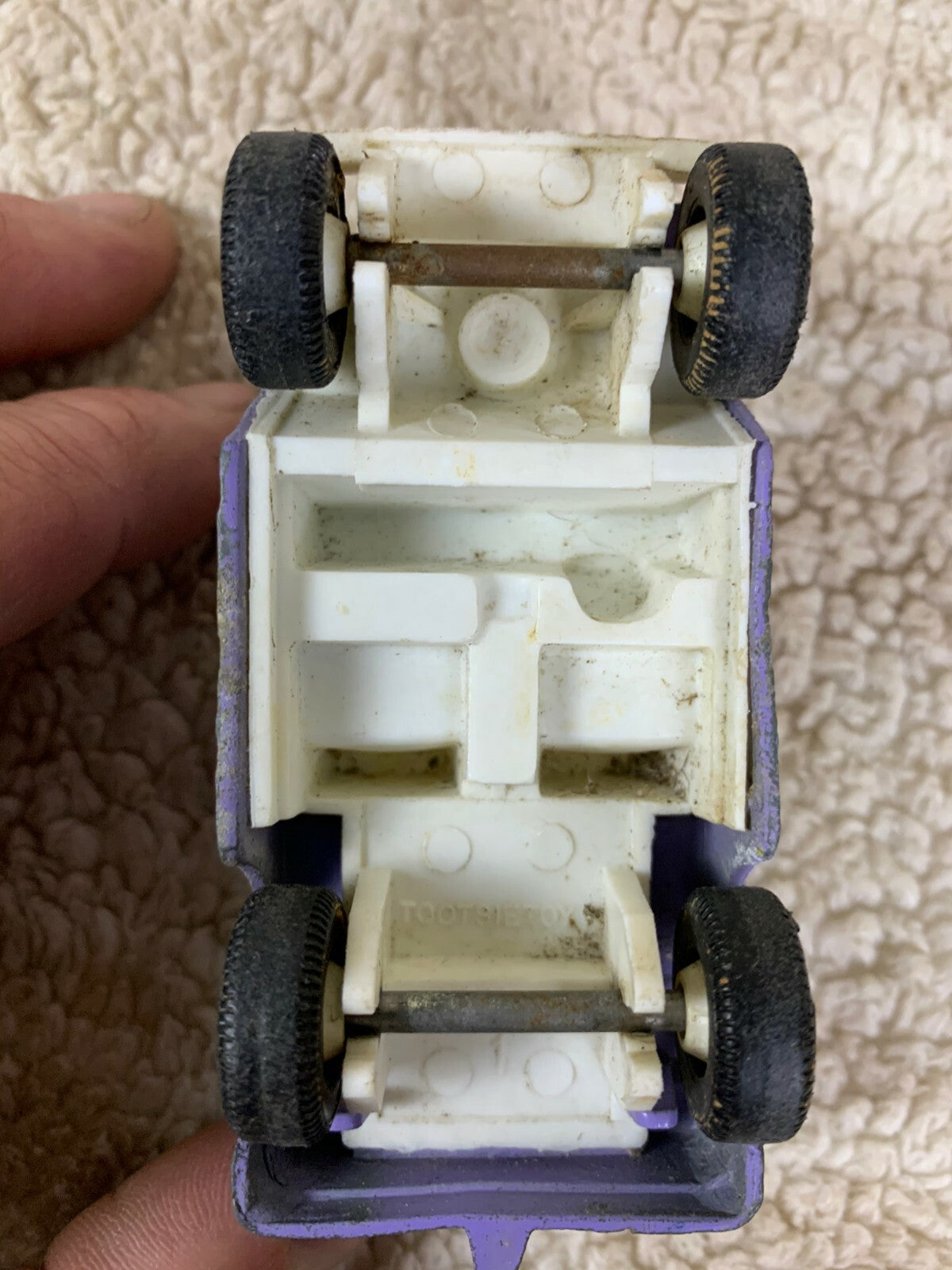 Vintage Diecast Plastic Tootsie Toy purple Jeep Truck Made USA