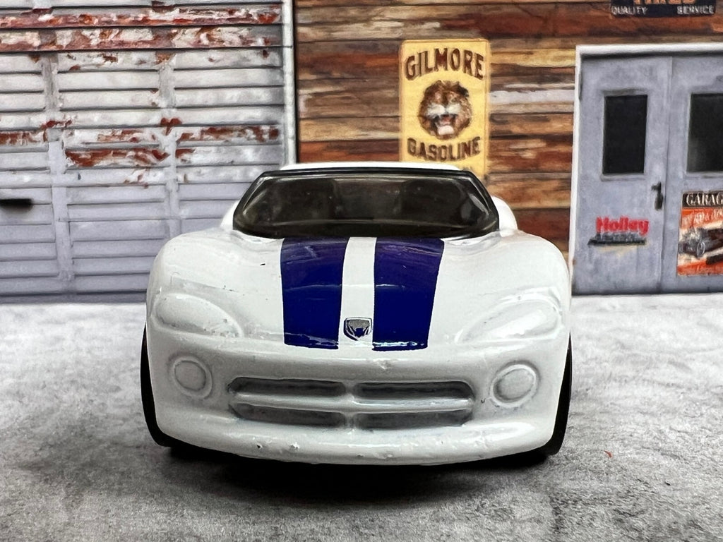 🔥🔥🔥Hot Wheels White Blue Stripes '92 Dodge Viper RT/10 c15🔥🔥🔥