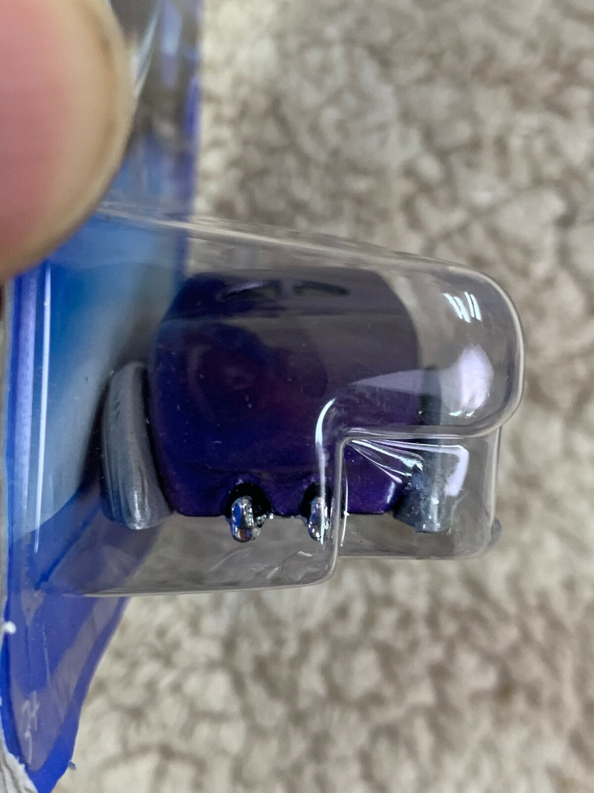****Mattel Hot Wheels 2005 Die Cast Scale 1:64 Swoop Coupe Purple/Silver HW05***