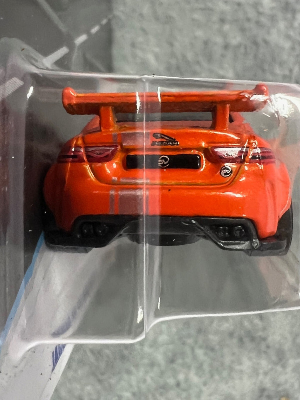 🔥🔥🔥Jaguar XV SE Project 8 Luxury Series Hot Wheels Orange H24🔥🔥🔥