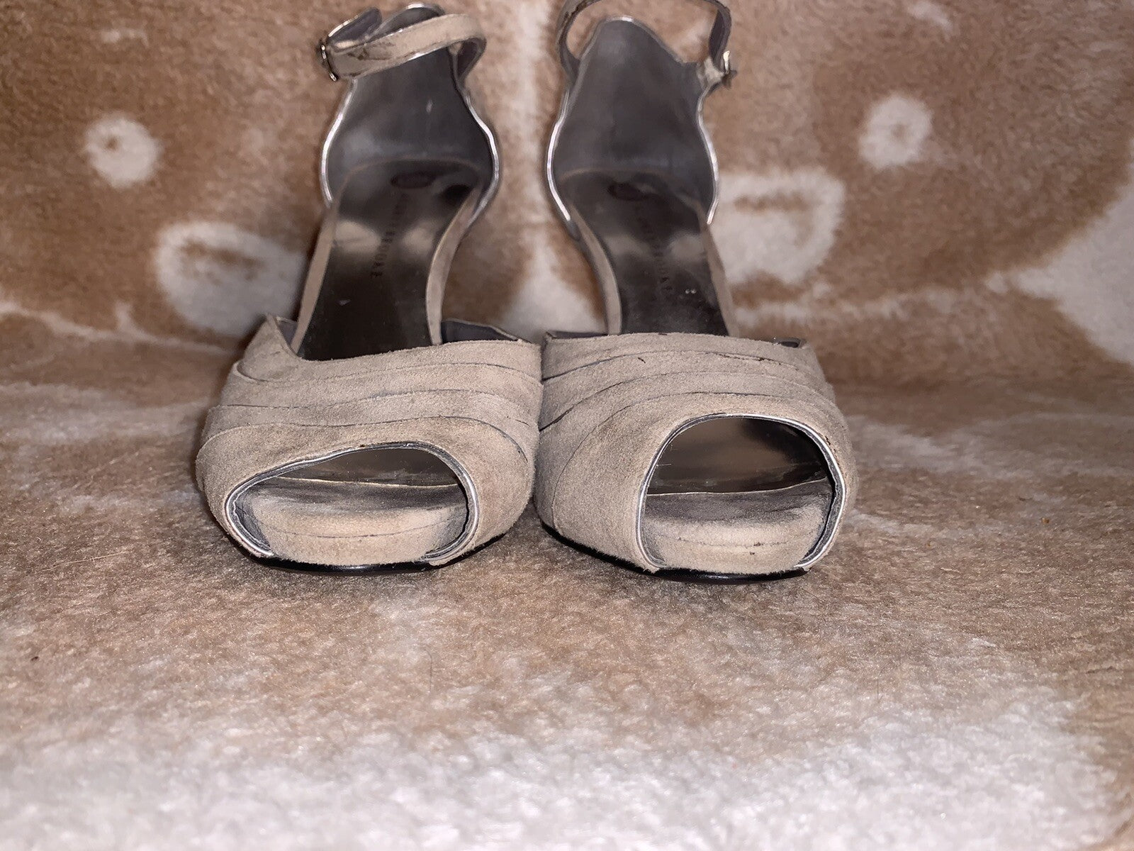 $100 AUDREY BROOKE Iliana Pleated Heels ~ Gray Suede Size 8