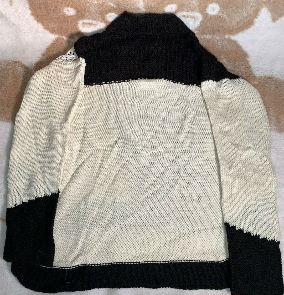 NEW ONEA Women's Size XL Heavy Knit  Black/White Sweater  Regular 78$