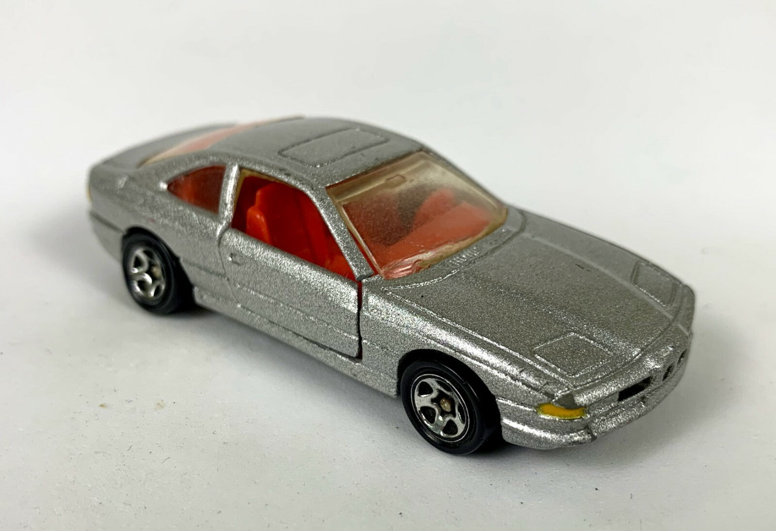 🔥🔥HOT WHEELS 1996 BMW 850I COUPE SILVER W/ RED INTERIOR Mattel DOORS OPEN🔥🔥