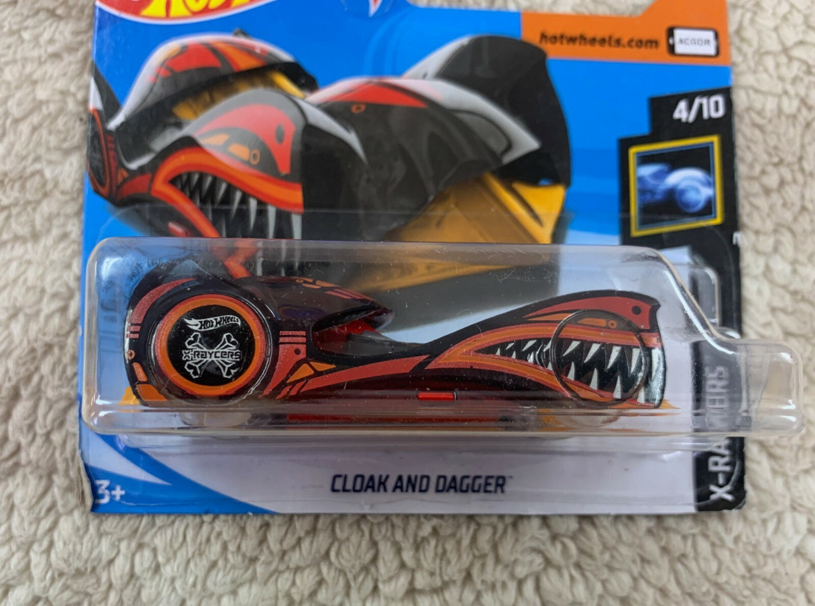 ****New Hot Wheels X-Raycers 2020 87/250 " Cloak and Dagger" SHORT CARD HW05****