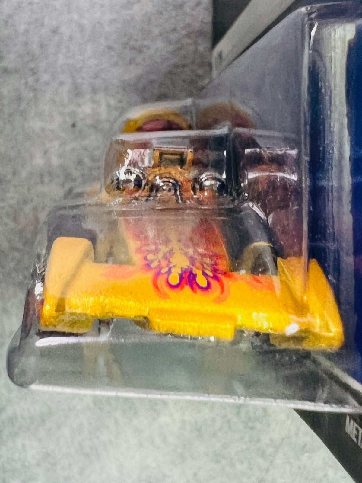 🇺🇸🇺🇸Hot Wheels Heritage Series Real Riders Bubble Gunner Yellow H27🇺🇸🇺🇸