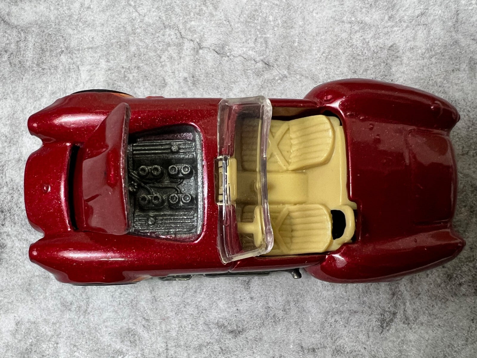🔥🔥🔥Hot Wheels 1:64 1982 Shelby Cobra Convertible Red w/Flames C9🔥🔥🔥