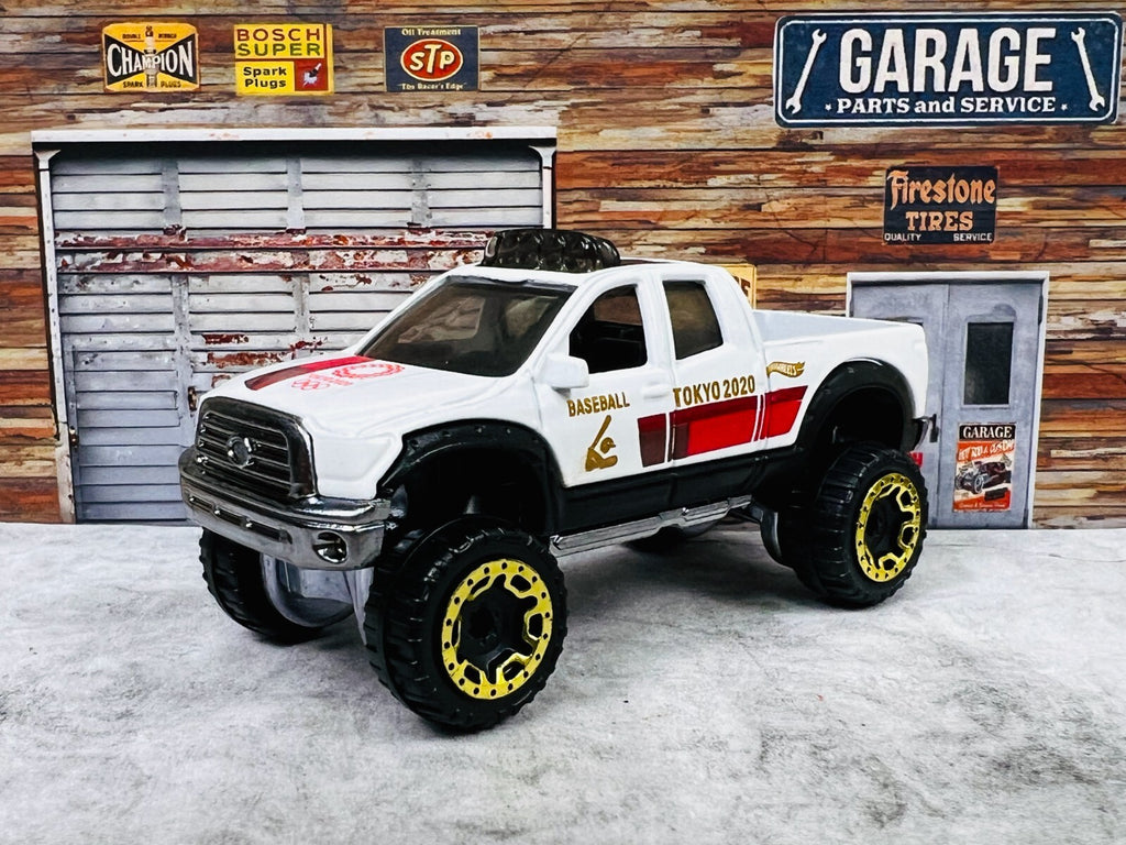 🔥Hot Wheels 2010 Toyota Tundra White Tokyo 2020 Olympic Games Baseball C 16🔥