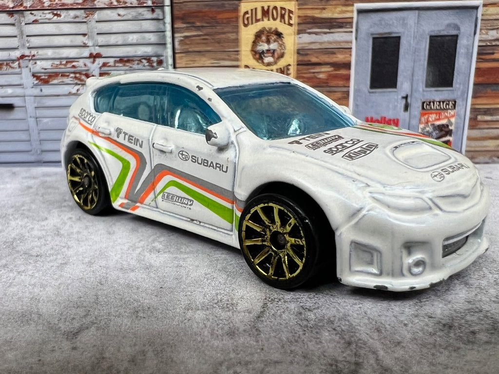 🔥🔥🔥Hot Wheels 2011  Subaru WRX STI  Diecast Sports Car  WHITE C1🔥🔥🔥