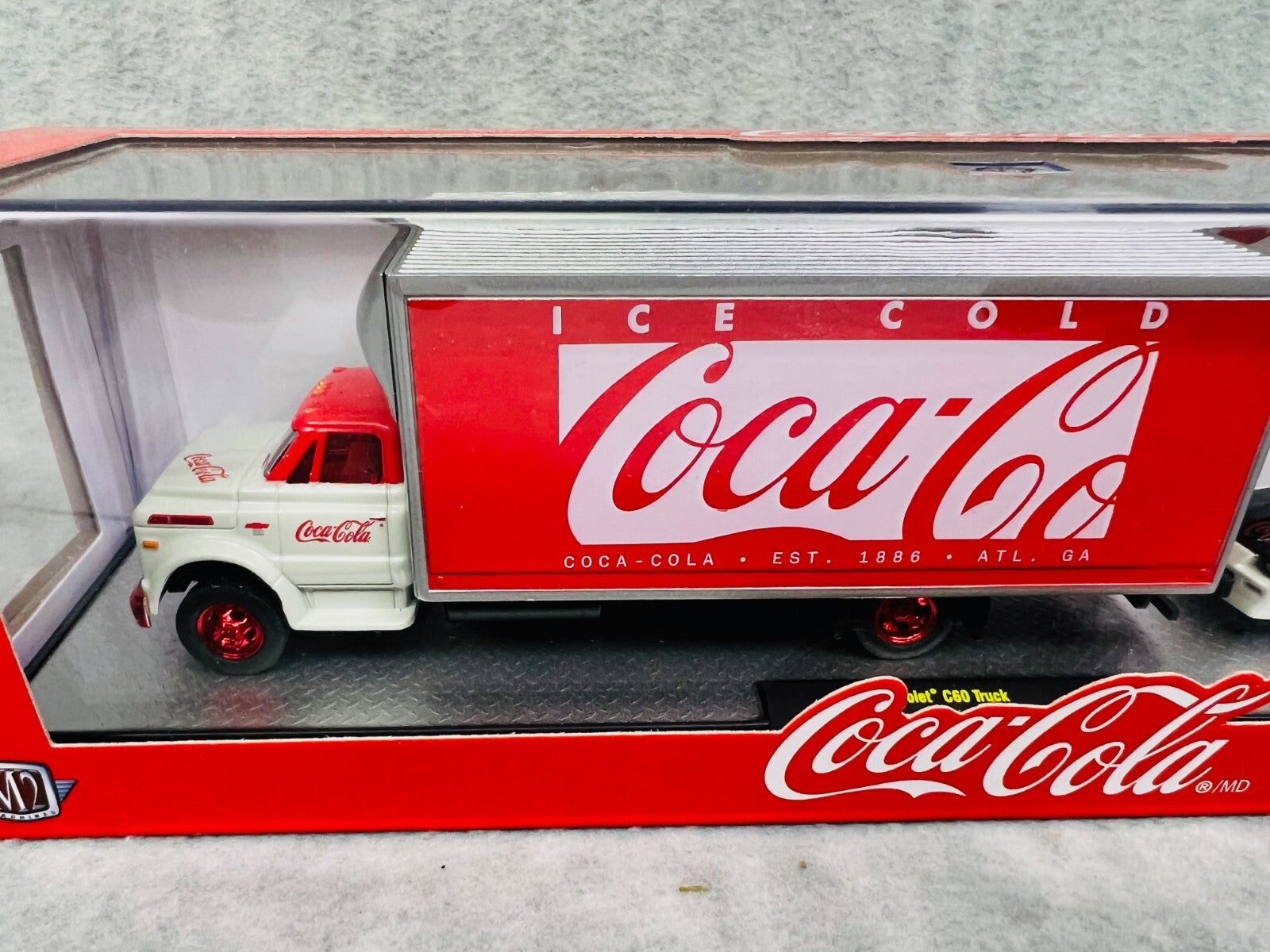 M2 Machines COCA COLA 1968 Chevy C60 Truck 1985 Camaro IROC-Z CHASE Auto-Haulers