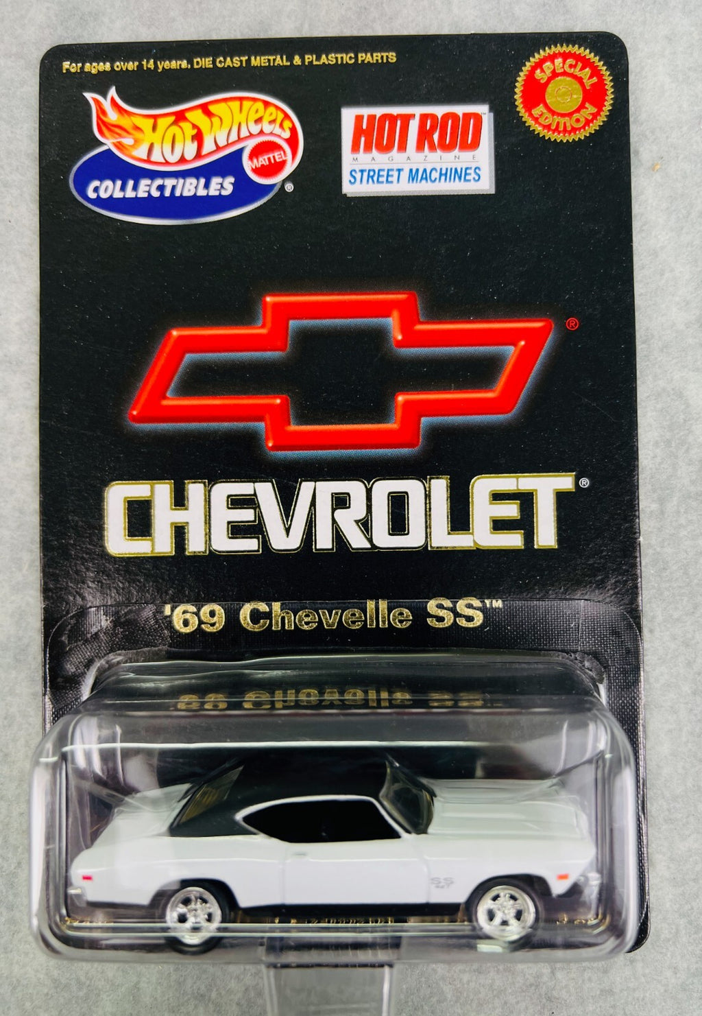 🔥🔥Hot Wheels Hot Rod Magazine Street Machines '69 Chevelle SS WHITE🔥🔥