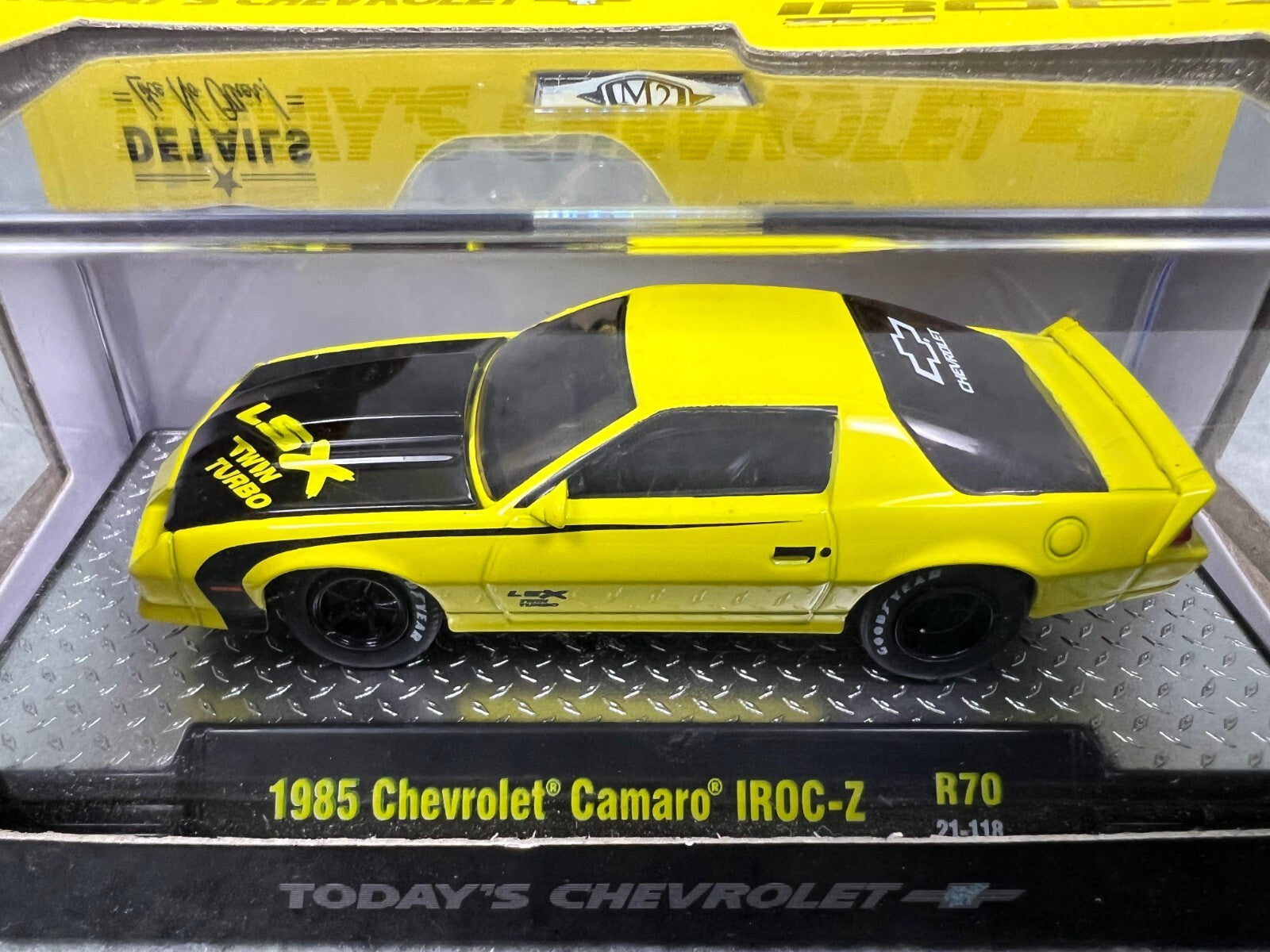 🇺🇸M2 Machines 1985 Chevrolet Camaro IROC-Z  Yellow Twin Turbo R70 H9🇺🇸