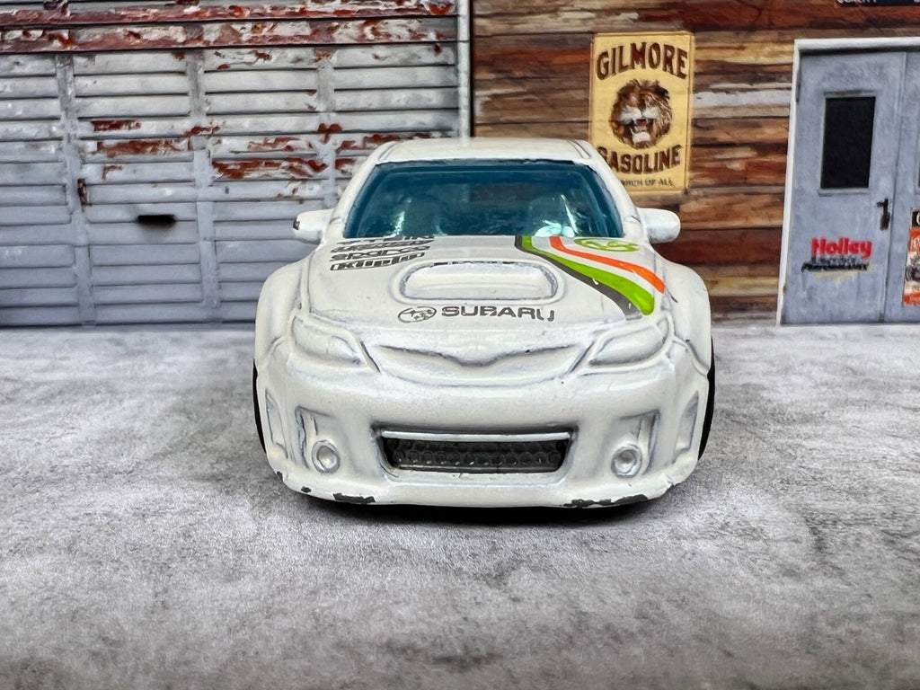 🔥🔥🔥Hot Wheels 2011  Subaru WRX STI  Diecast Sports Car  WHITE C1🔥🔥🔥