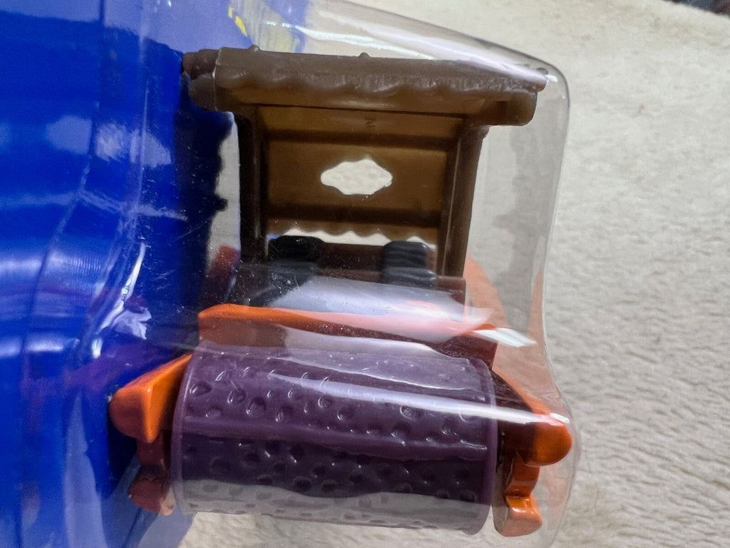 Hot Wheels Flintstones Flintmobile Color Changing Pebbles Bedrock Shop 1994 HW19
