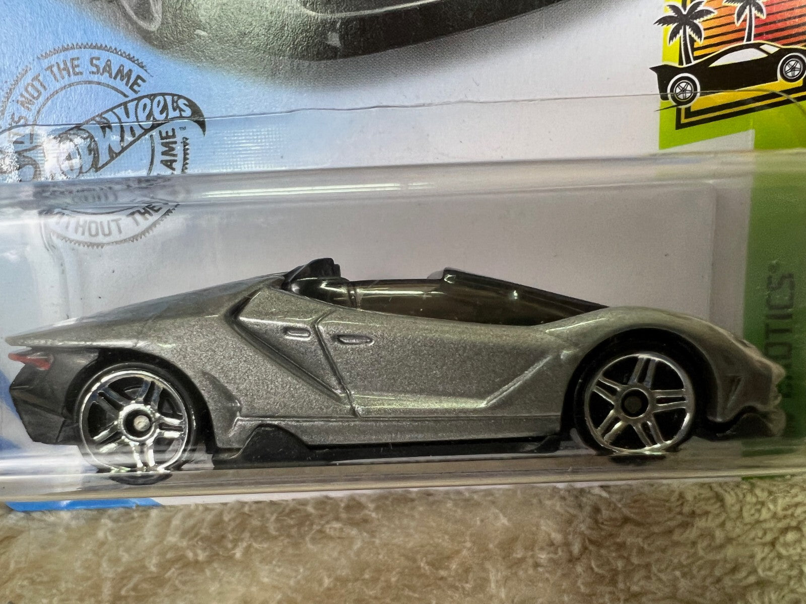 🇮🇹🇮🇹Hot Wheels '16 Lamborghini Centenario Roadster #213/250 HW19🇮🇹🇮🇹