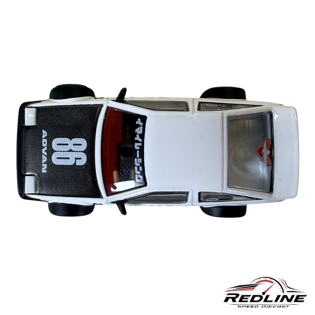 Redline Speed Diecast Toyota Sprinter Trueno AE86 model in white and black with Advan racing decals and carbon hood